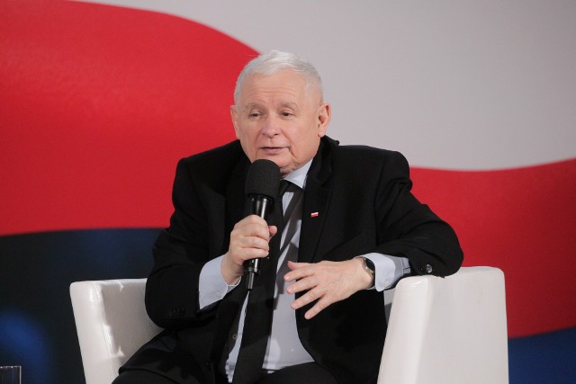 Kaczyński podkreślił, że samorządowcy udostępniając spisy wyborów działali w zgodzie z konstytucją.