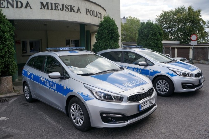 Policjanci z Jastrzębia-Zdroju dostali nowe radiowozy