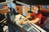 TOP 10. Najpopularniejsze stacje radiowe w Toruniu. Jakiego radia najczęściej słuchają torunianie? 