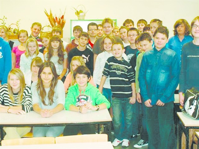 Uczniowie klasy Ia dwujęzycznej z językiem niemieckim Publicznego Gimnazjum nr 10 w Opolu.
