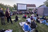 Poznań: Kino za murem klasztoru. Ksiądz i zakonnice zaprosili na seans [ZDJĘCIA]