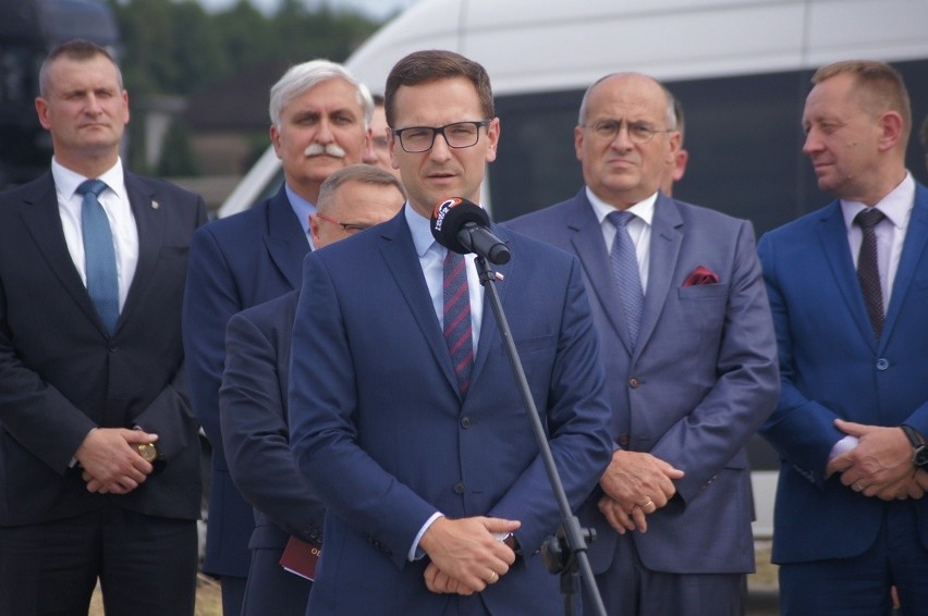 Umowa na budowę odcinka A1 Tuszyn - Piotrków Trybunalski...