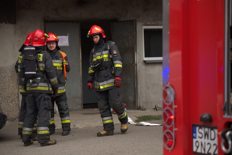 Strażacy ćwiczyli na terenie KWK Marcel