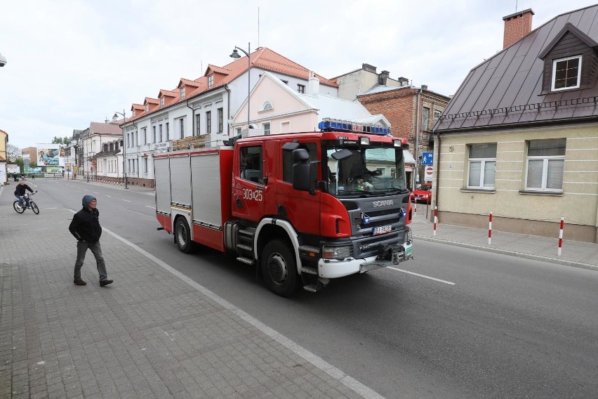 Białystok. Międzynarodowy Dzień Strażaka 2019. Przejazd wozów strażackich ulicami miasta [ZDJĘCIA]