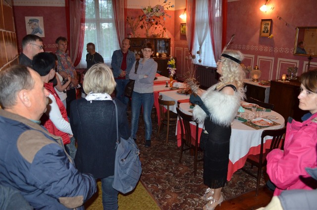 Wydarzenie, w ramach Europejskiej Nocy Muzeów, zorganizowali Katarzyna i Andrzej Rodziewiczowie.
