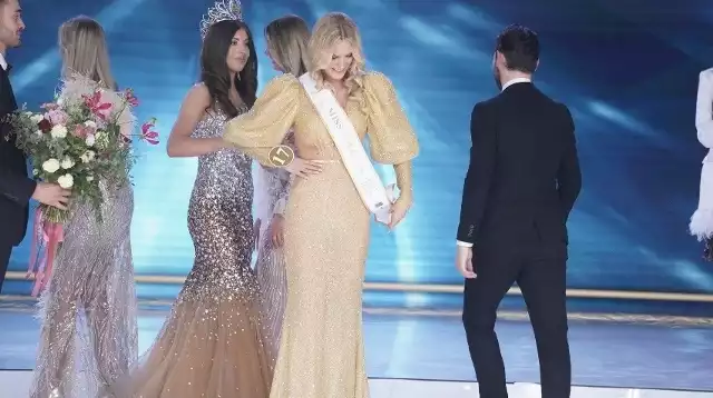 Miss Polonia 2021/2022 została Krystyna Sokołowska z Białegostoku. Finał odbył się we Włocławku