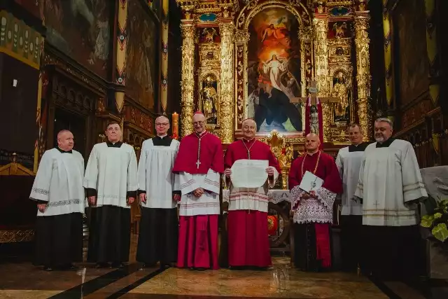 Objęcie diecezji sosnowieckiej przez bp Artura Ważnego