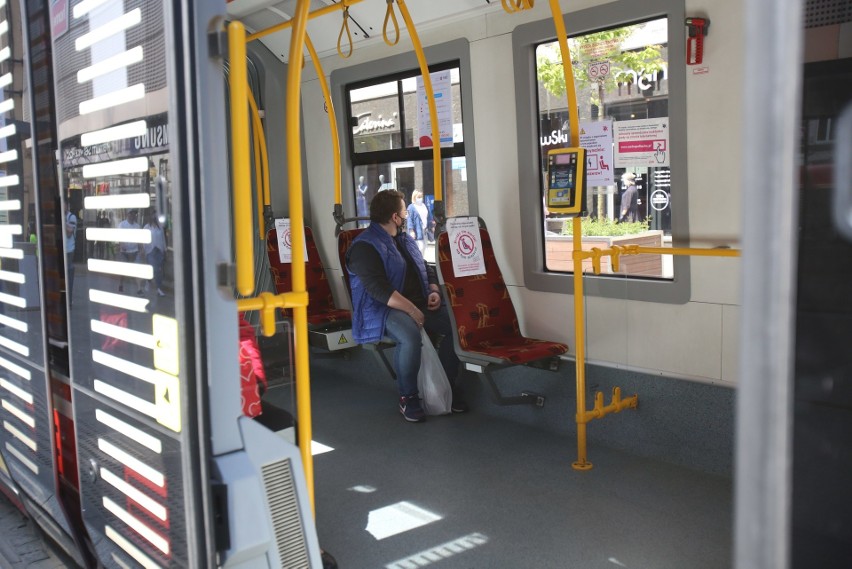 Nowe zasady w autobusach i tramwajach od 18 maja