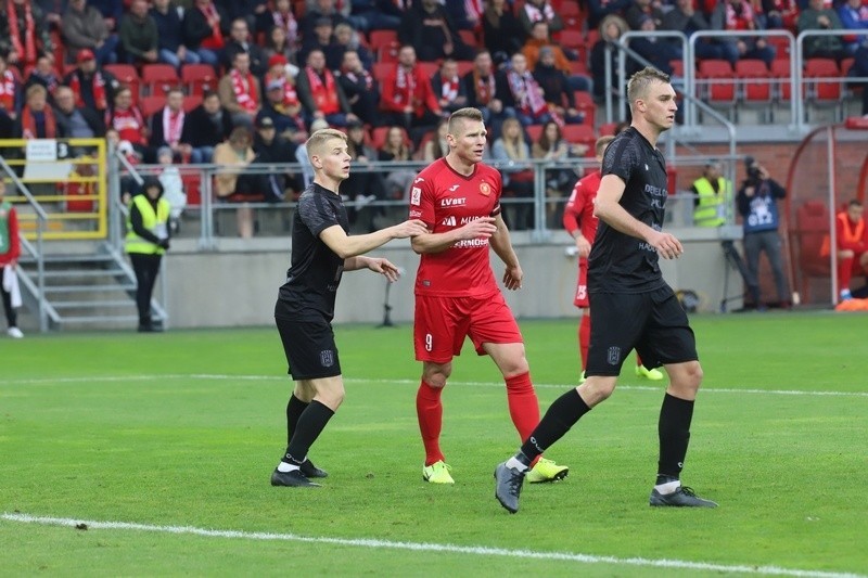 Piłkarska druga liga. Widzew  spełnia  marzenia...