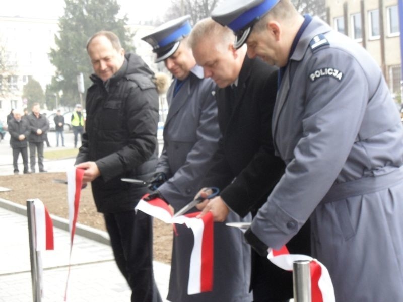 Kłobuck. Komenda policji wygląda jak nowa.