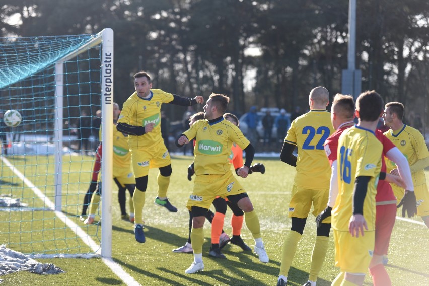 W ostatnim sparingu Elana przegrała 0:2 z Widzewem Łódź