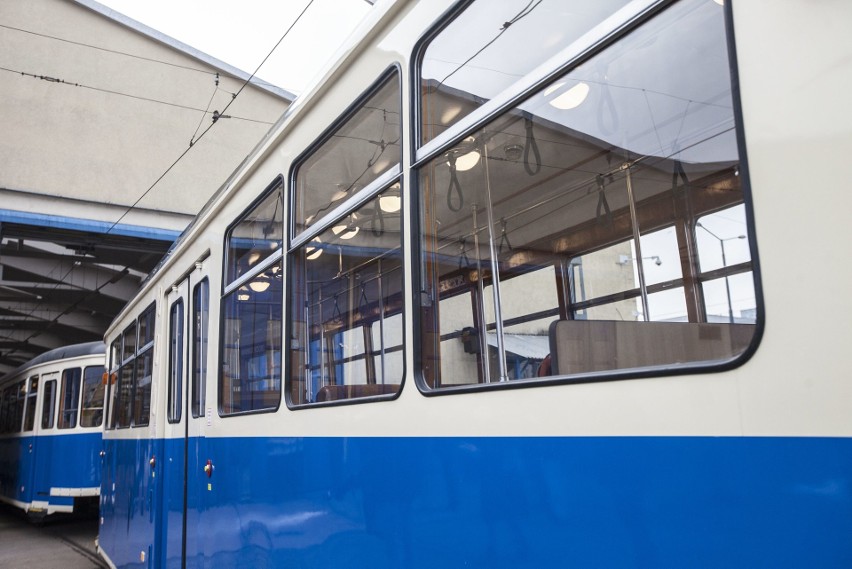 Odrestaurowany tramwaj