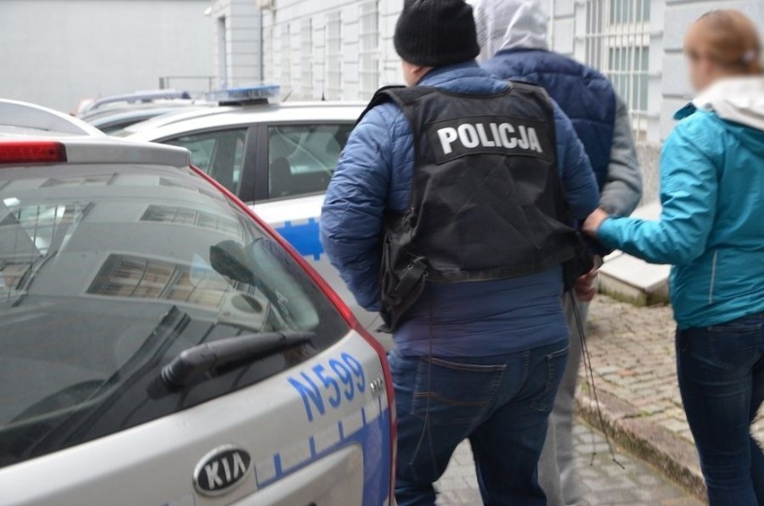 Recydywista napadał na starsze kobiety w centrum Gdańska – twierdzi policja. 43-latek trafił do aresztu