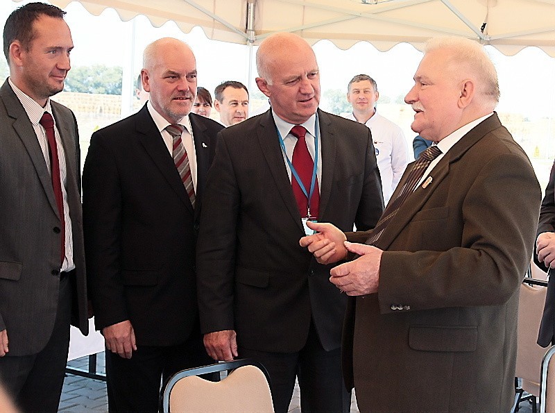 Lech Wałęsa odwiedził fabrykę łososia Limito w Grudziądzu [zdjęcia]