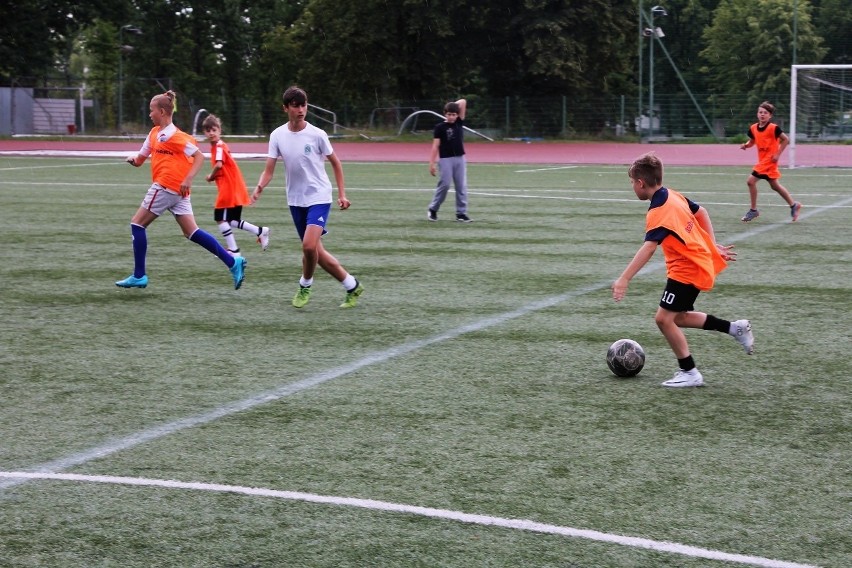 Lato otwartych boisk na Stadionie Śląskim [ZDJĘCIA] Ponad 1700 dzieci odwiedziło w wakacje chorzowskiego giganta