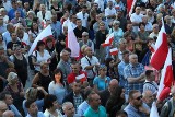 Wielka manifestacja w centrum Kielc „Wolne Sądy” z tysiącami uczestników  