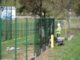 Wymiana stadionowego ogrodzenia (wideo) 