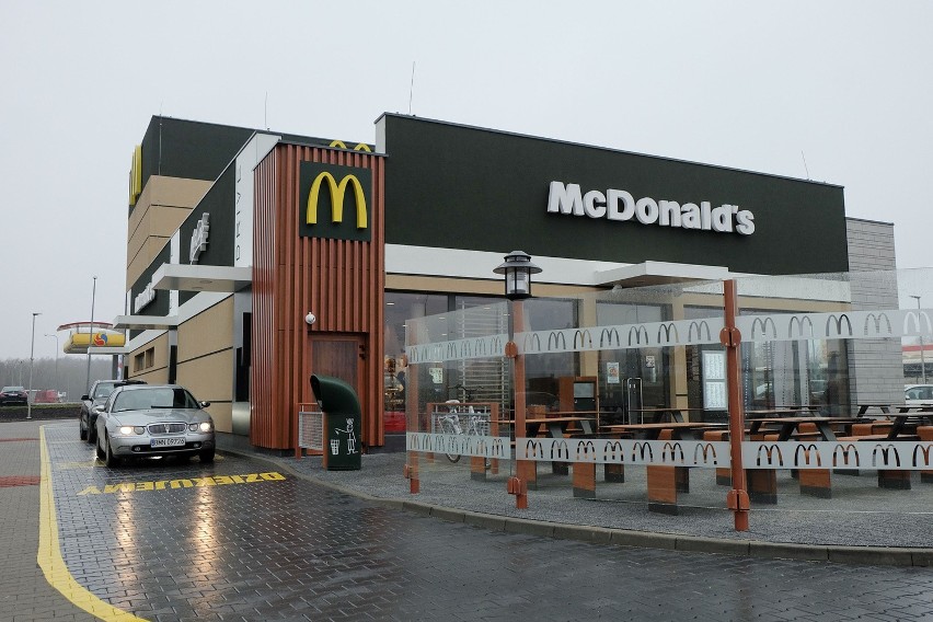 Nowy lokal McDonald's działa już w Białymstoku. Restauracja...