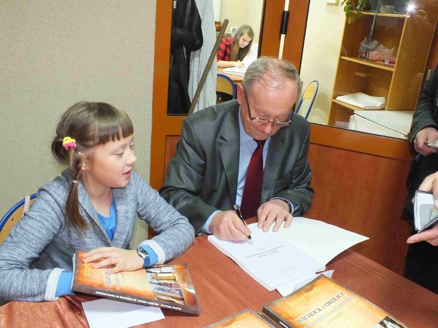 Wielkie zainteresowanie historią Wąchocka i książką Kazimierza Winiarczyka