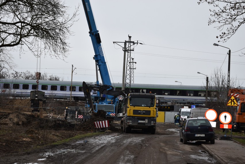 Ruszyła już również przebudowa wiaduktu nad ul. Krapkowicką...