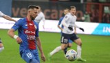 PKO Ekstraklasa. Piast Gliwice - Wisła Płock ONLINE. Na horyzoncie nawet puchary. Gdzie oglądać w telewizji? TRANSMISJA TV NA ŻYWO