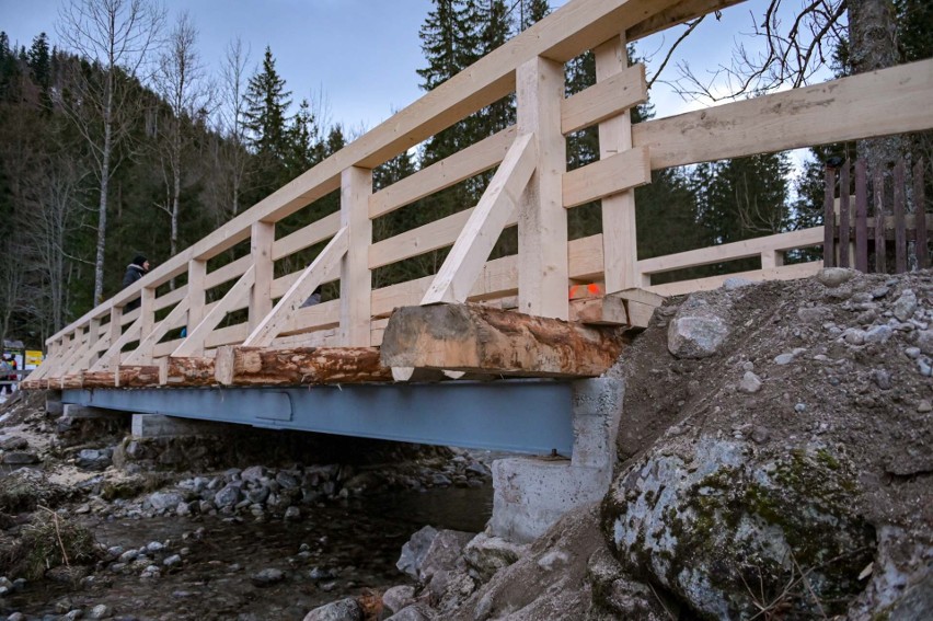Nowy most na potoku Bystra w Zakopanem