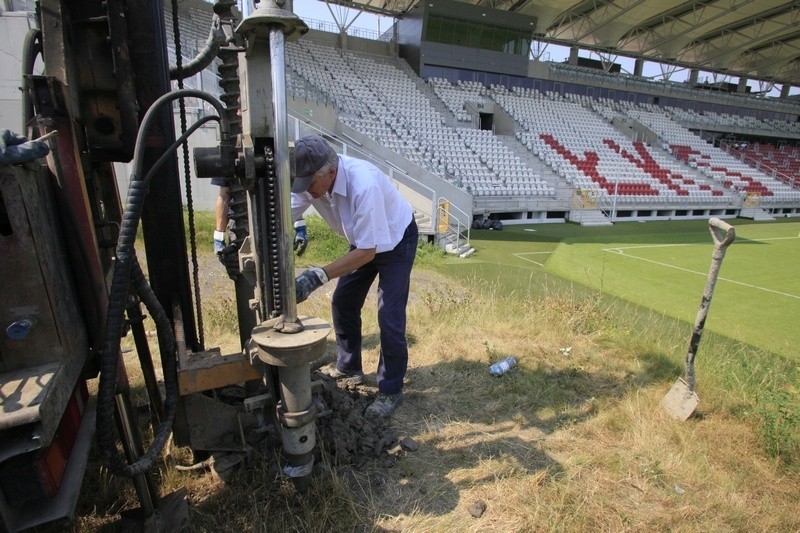 Stadion przy al. Unii. Byli fachowcy, czyli przymiarki do budowy