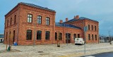 Nowi lokatorzy w odnowionym dworcu kolejowym w Dąbrowie Górniczej. Przeniósł się tutaj Dąbrowski Inkubator Przedsiębiorczości  