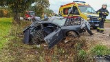 Wypadek na trasie Kolno - Stawiski. Audi uderzyło w drzewo