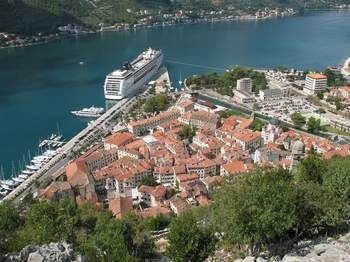 Panorama Kotoru z twierdzy św. Jana