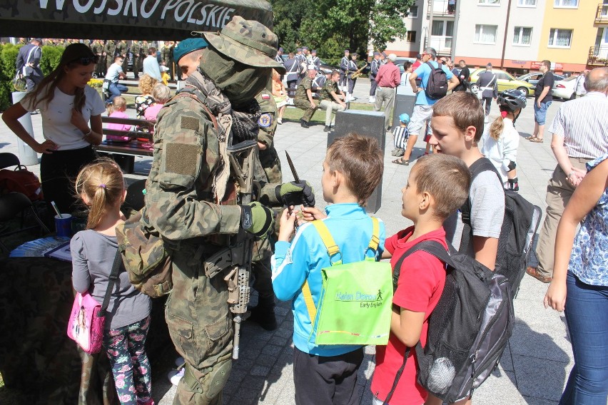 Katowice obchodzą święto Wojska Polskiego i wybuchu II...