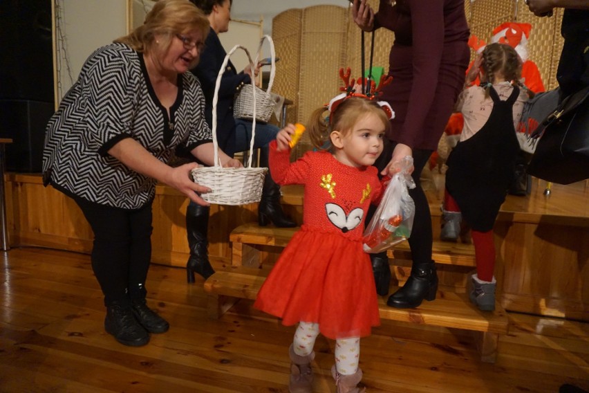 Święty Mikołaj odwiedził najmłodszych mieszkańców Koprzywnicy. To były niezapomniane chwile. Zobaczcie zdjęcia 