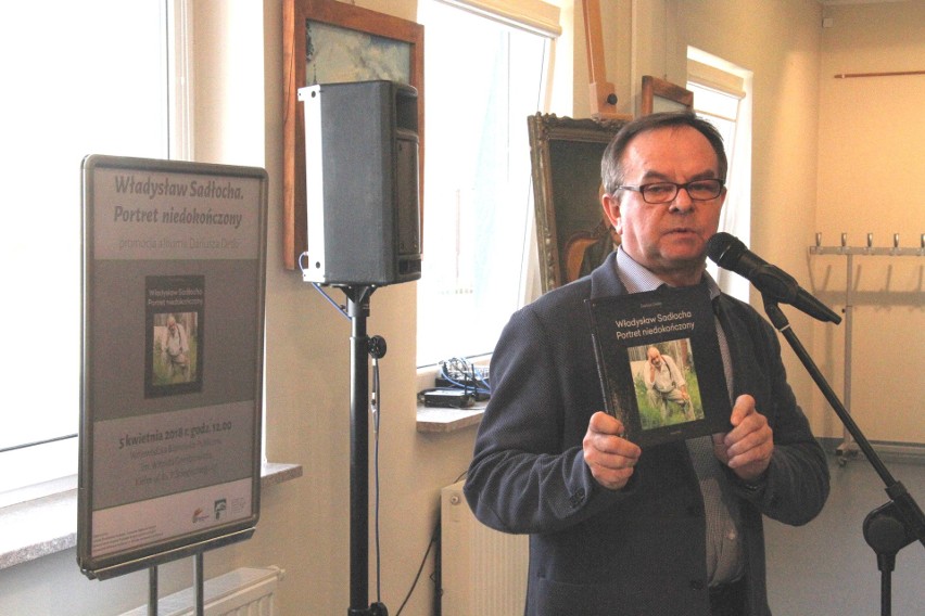 Artysta Władysław Sadłocha ma książkę o sobie. W jego rodzinnym domu gościł ze swoim sztabem  Józef Piłsudski (WIDEO)
