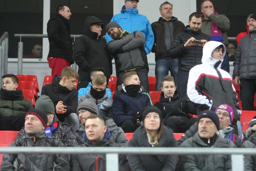 Piast Gliwice przegrał z Legią 5:1. Kibice nie kryli...