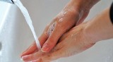 Bydgoska firma SoftBlue opracowała COVID-WATCH. Nowe urządzenie to może być przełom w skutecznym myciu rąk [zdjęcia]