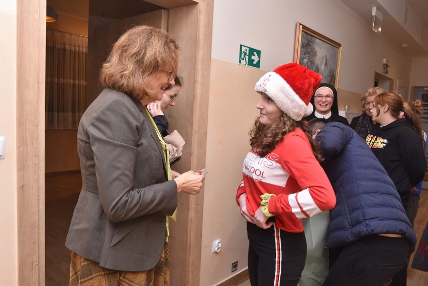 Święty Mikołaj przyszedł do dzieci z Pacanowa.