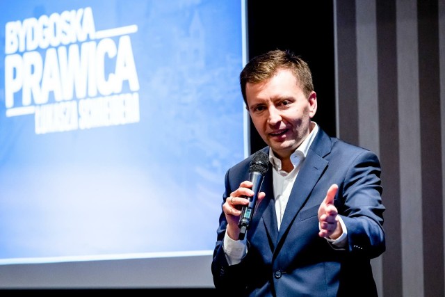 Poseł Łukasz Schreiber, kandydat na fotel prezydenta Bydgoszczy, tym razem mówił o zorganizowanej opiece nad najmłodszymi mieszkańcami miasta