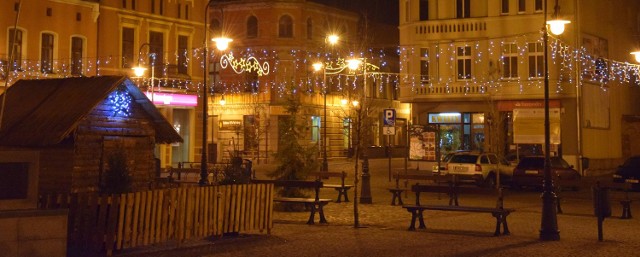 Wąbrzeski rynek co roku jest udekorowany w okresie świątecznym