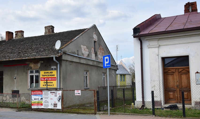 Przy klasztorze dominikanów w Tarnobrzegu mogą powstać bloki mieszkalne. Sąsiedzi idą na wojnę z inwestorem małego osiedla