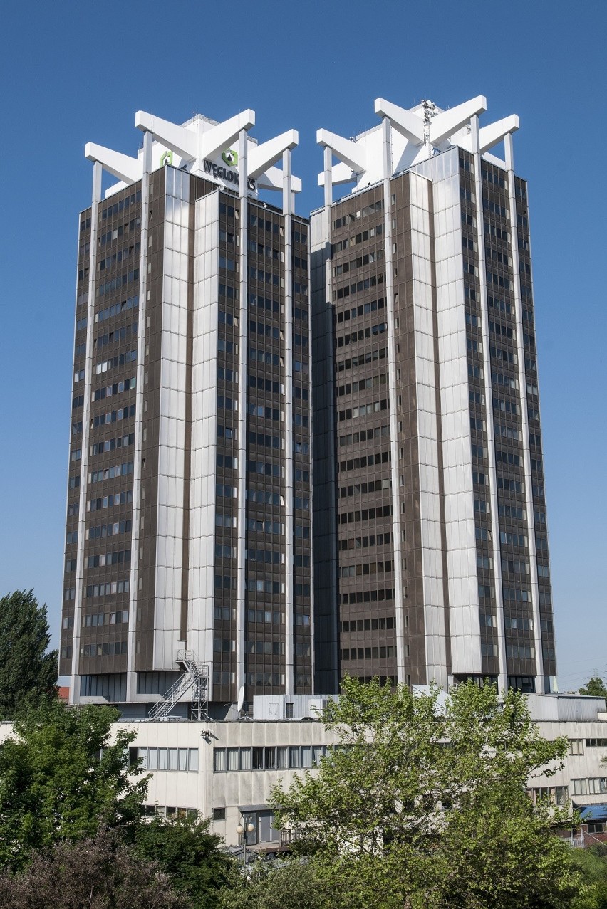Katowice: wbiegną na szczyt wież Węglokoksu 