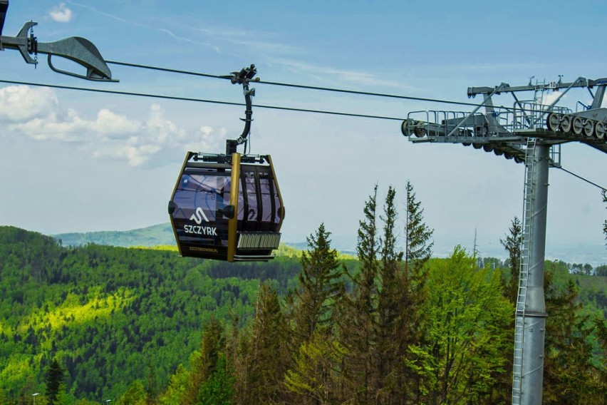 W Szczyrk Mountain Resort czynna jest gondola  na Halę...