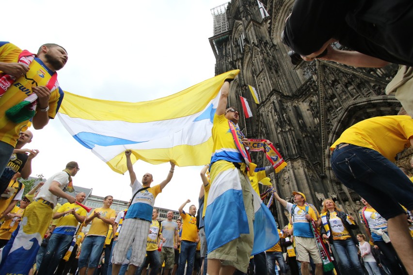 PGE VIVE Kielce na Wielką Orkiestrę Świątecznej Pomocy przekazało unikatowy złoty medal Ligi Mistrzów! [ZDJĘCIA]