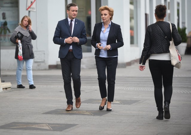 Prezydenci Łodzi Hanna Zdanowska i Słupska Robert Biedroń chcą, aby 16-latki mogły brać czynny udział w wyborach