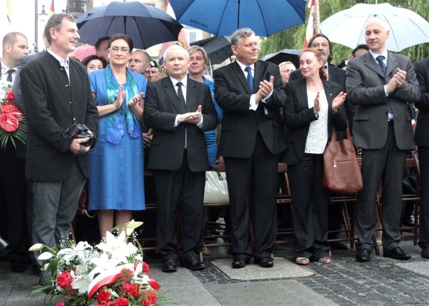 Odsłonięcie pomnika Lecha i Marii Kaczyńskich