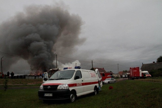 Pożar składowiska opon w Buszycach