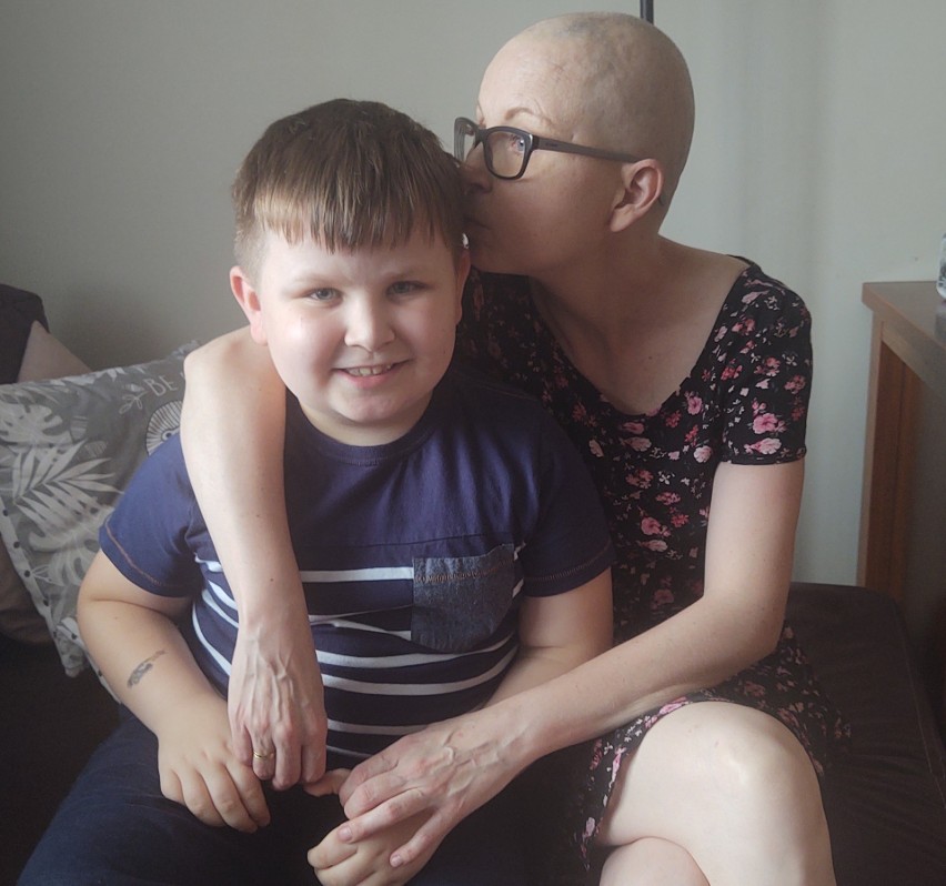 Anna Głuch - mama czwórki dzieci dzielnie walczy z rakiem....