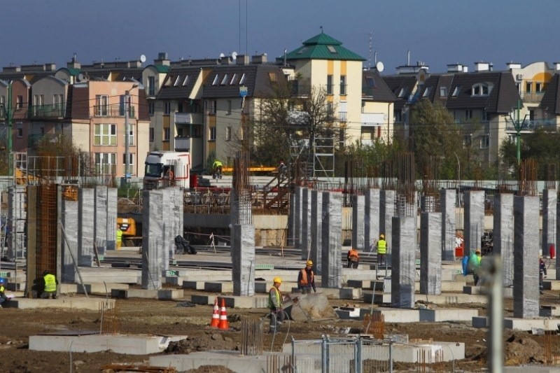 Trwają prace przy budowie centrum handlowego Posnania na...