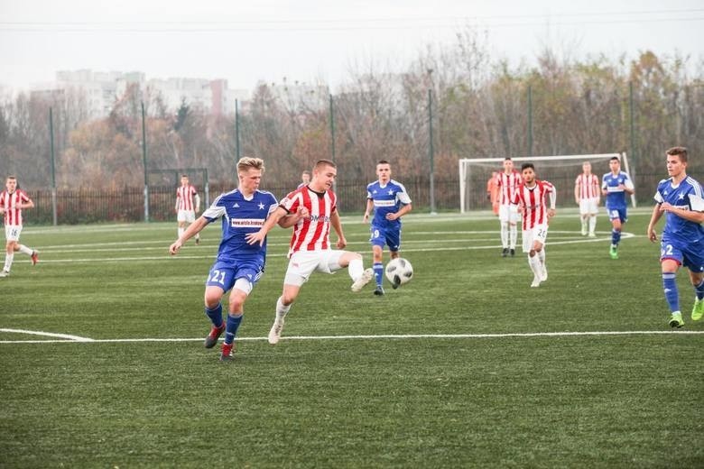 Reprezentacja Polski do lat 19. Powołanie do kadry otrzymał Michał Rakoczy, wychowanek UKS 6 Jasło 