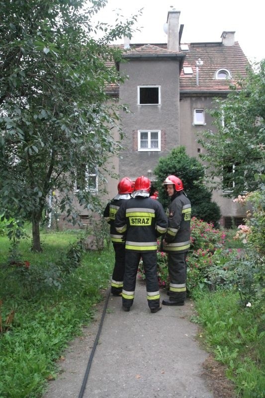 Pożar mieszkania przy ul. Koszarowej na Karłowicach