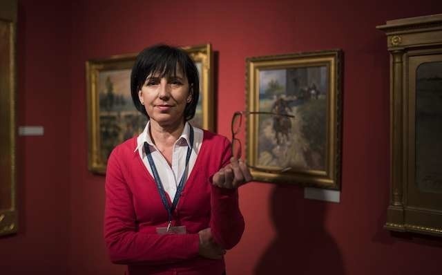 Anna Kroplewska-Gajewska jest kustoszem Muzeum Okręgowego w Toruniu